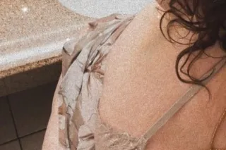 TIGHT WET SLIPPERY 💦💦 GOOD TIMES NO COPS NO DRAMA NO BS NO ISSUES BBW SNOW BUNNY😛😘🥰 - - Image 12